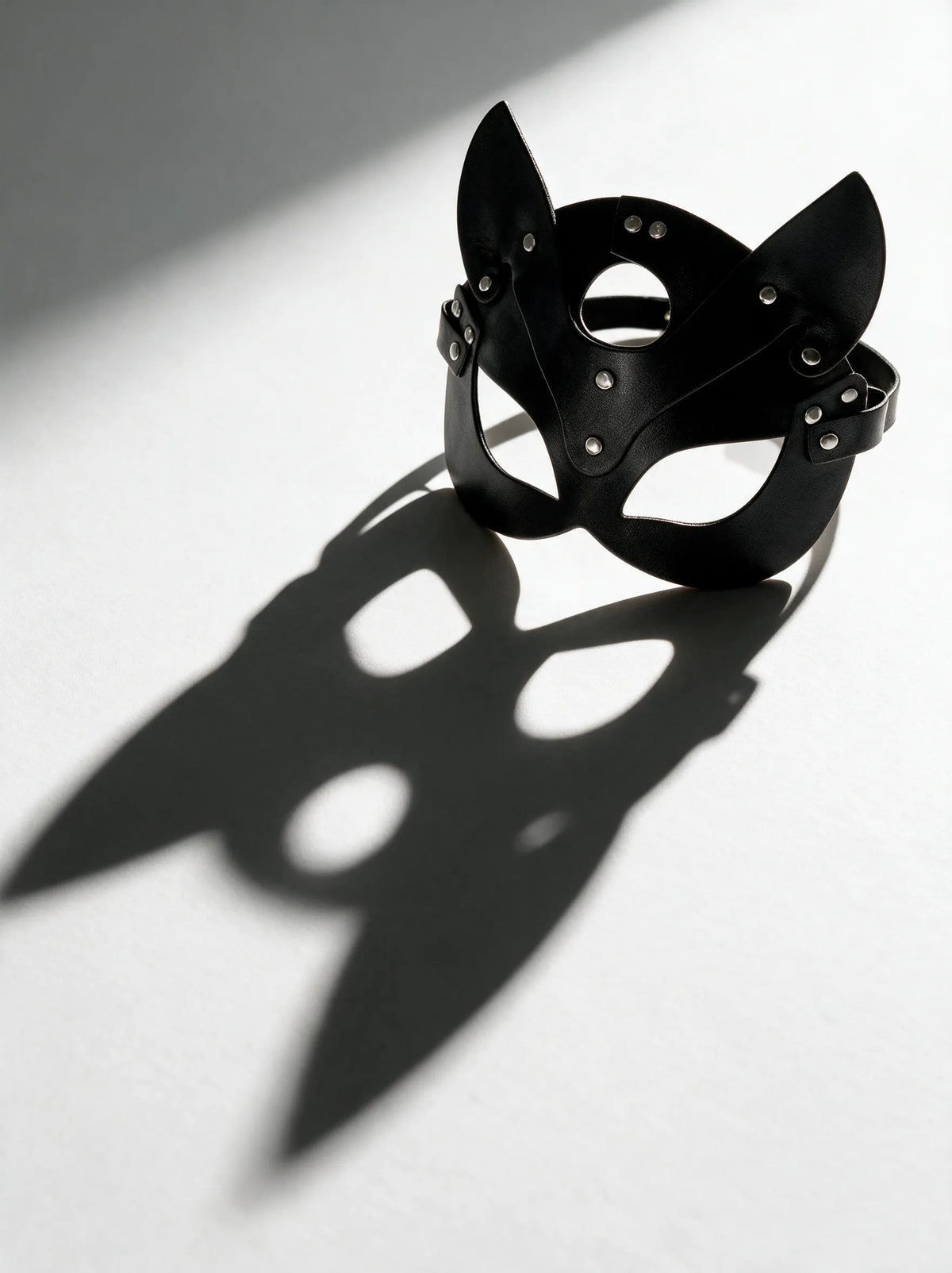 Tiffanya Minx Mask - Tiffanya Store