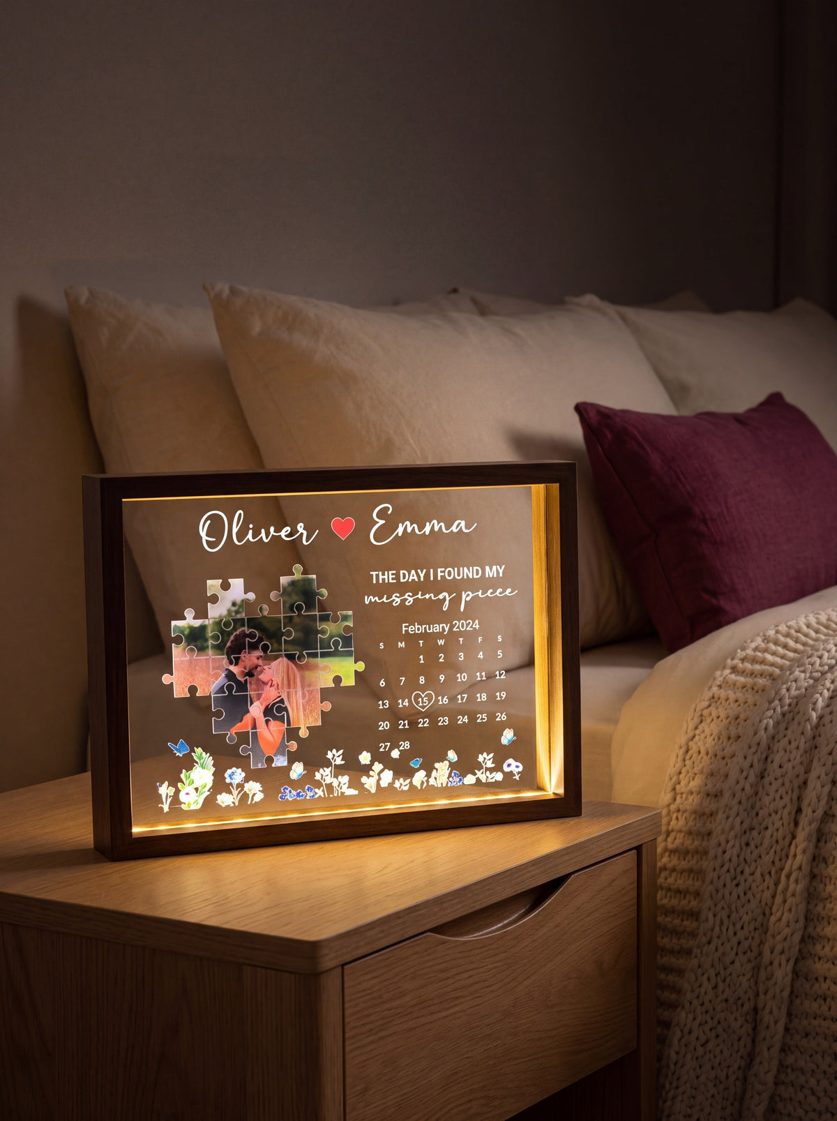 Tiffanya Missing Piece Lightbox - Tiffanya Store